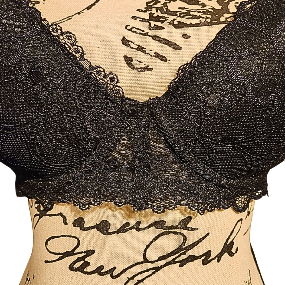 Jessica Simpson Black Lace Push-up Bra - Picture 2 of 11